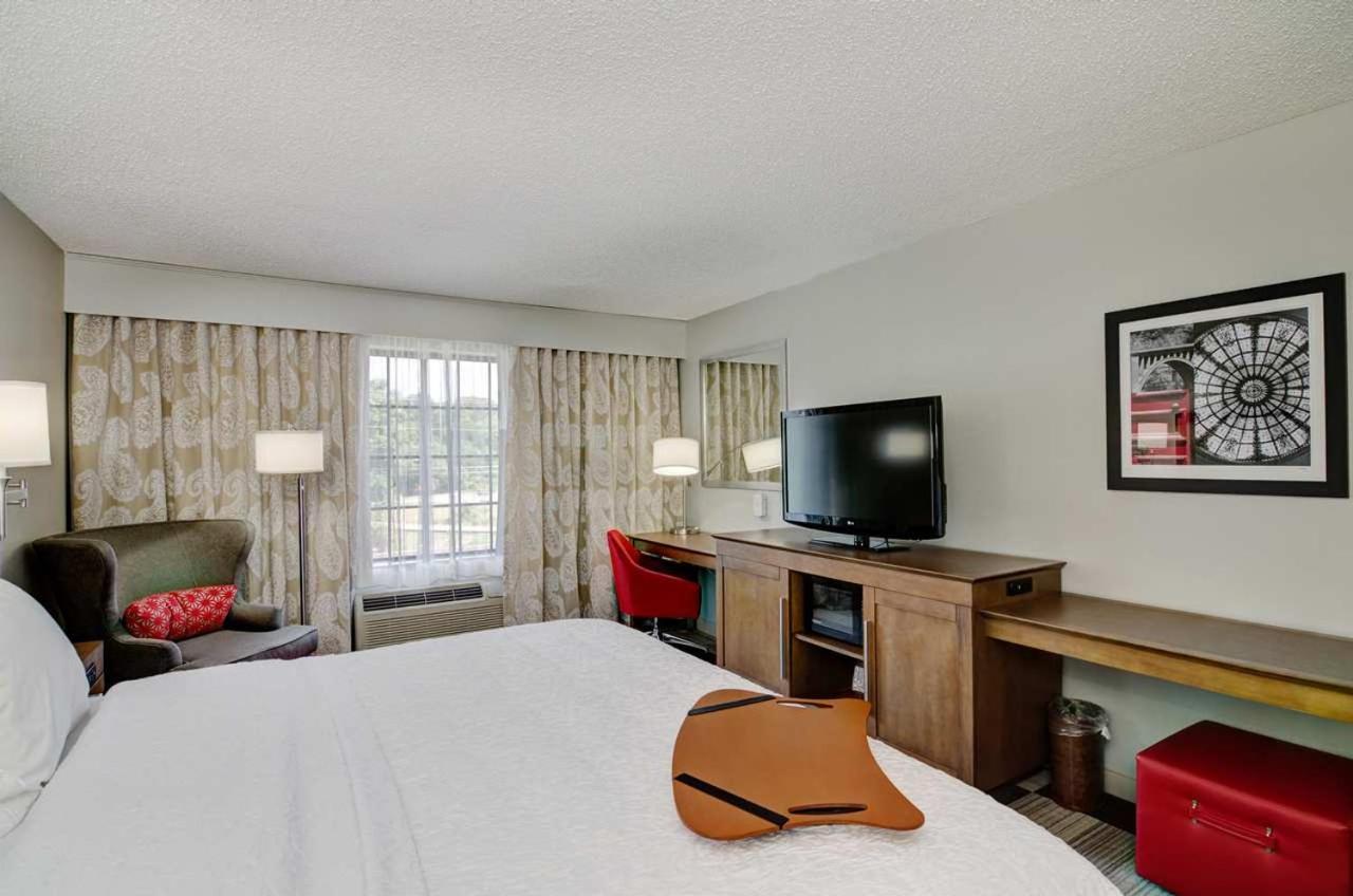 Hampton Inn Salem Dış mekan fotoğraf